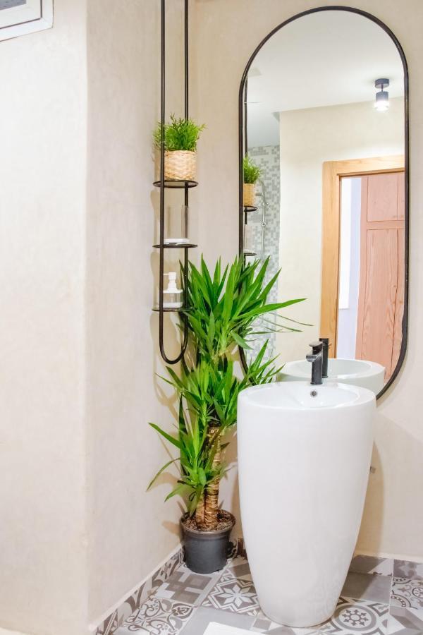 Luxury Apartment 3 Bedroom In The Heart Of Agdal Near Arribat Center Rabat Exterior photo